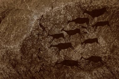 Satukunda Rock Tabloları. Sadece 24 km uzaklıktaki Bhopal 'da Satkunda yaklaşık 5000 yıllık rock sanatına sahiptir. Bhopal 'in doğusundaki Bhim Baithika' nın dünya mirası kalite ve yaş açısından çağdaş bir yer..