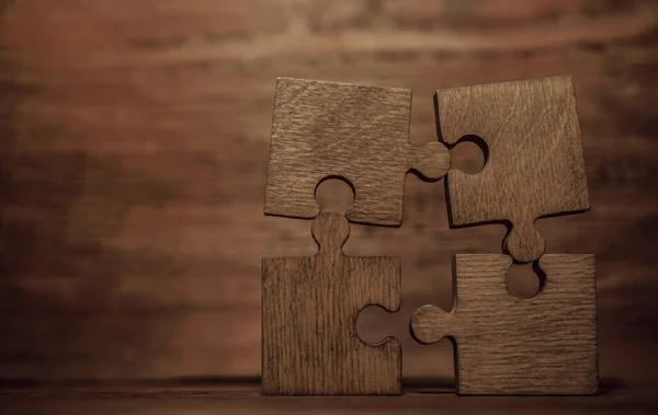 木製パズル4枚 人と人とのつながり — ストック写真