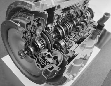 Gezegen vitesleri bu bağlamda otomatik vites içinde. Metal mekanizması. Çelik. Mühendislik. Ağır endüstri. Kavram: Metal yedek parça üretimi. Sanayi konuları. 