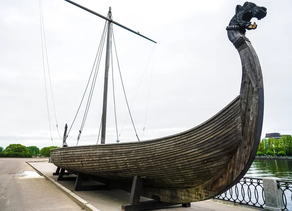 Salakkalahti Bay Embankment Replica Antiche Navi Vela Vichinghe Drakkar Viborg — Foto Stock