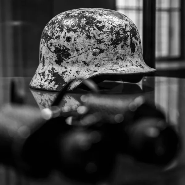 Alemanha Equipamento Militar Capacete Militar Binóculos Segunda Guerra Mundial — Fotografia de Stock