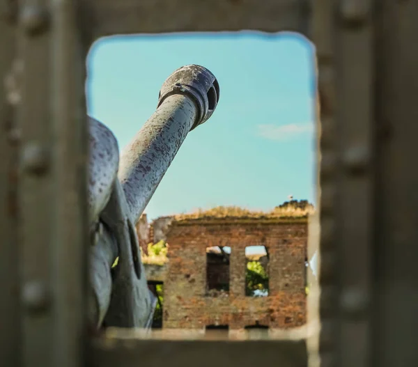 Artiglieria Muso Antico Cannone Era Rivolto Verso Edificio — Foto Stock