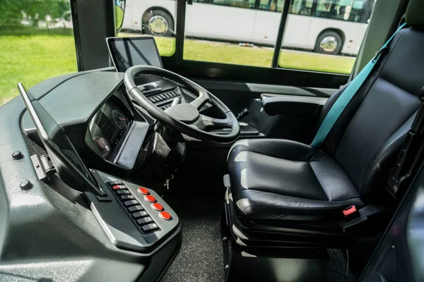 Panel Control Autobuses Interurbanos Equipado Con Monitor Sistema Videovigilancia Volante —  Fotos de Stock