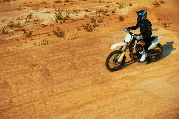 Tiro Del Conductor Profesional Motocross Montado Motocicleta Fmx Pista Extrema — Foto de Stock