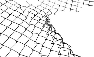 Hasar kablosu beyaz arka planda. Beyaz arkaplanda izole edilmiş delikle ağ oluşturma