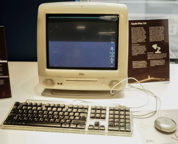 Saint Petersburg June 2021 Apple Imac Computer 1998 Original Indigo — Stock Photo, Image