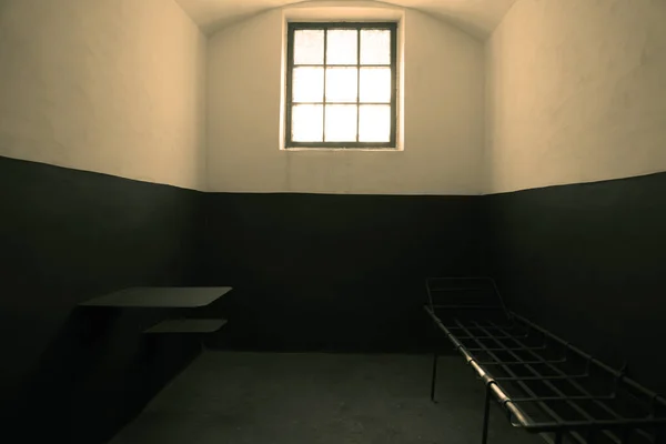 Prigione Con Bar Della Prigione Letto Del Prigioniero — Foto Stock