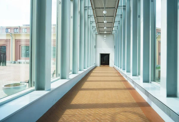 Direct Office Walkway Modern Style Long Empty Corridor Blue Windows — Stock Photo, Image