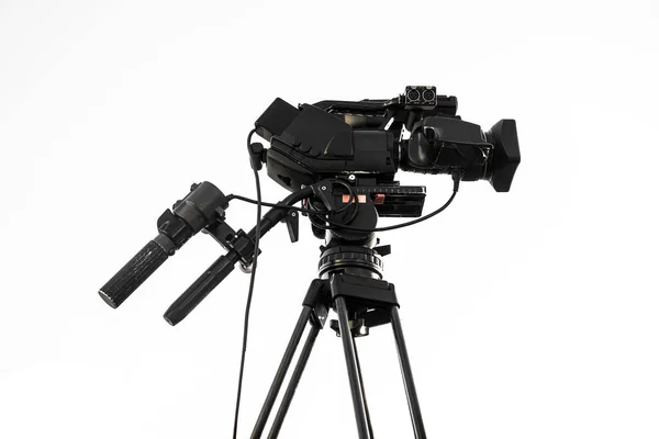 Videokamera Stojí Stativu Izolovaném Bílém Pozadí Koncept Technologie Moderní Zábavní — Stock fotografie