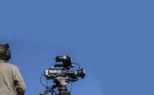 Filmar Operador Câmara Homem Filmando Durante Uma Exibição Cameraman Filmando — Fotografia de Stock