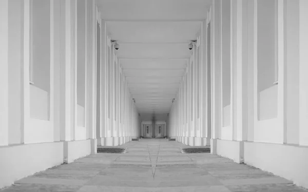 Symmetrical View Passages Entrances — Stock Photo, Image