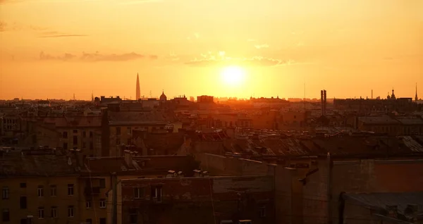 Beautiful Sunset Roofs Petersburg Silhouettes Night City — Stock Photo, Image