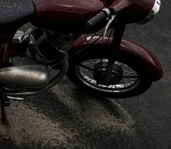 Día Lluvioso Gotas Agua Fuerte Lluvia Calle Mojada Carretera Motocicleta — Foto de Stock