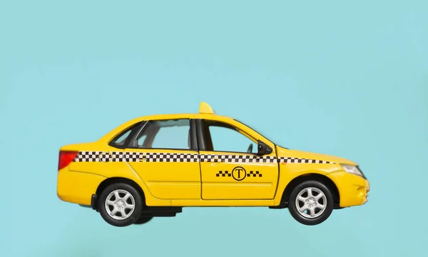 Taxi Giallo Auto Modello Giocattolo Metallo Isolato — Foto Stock