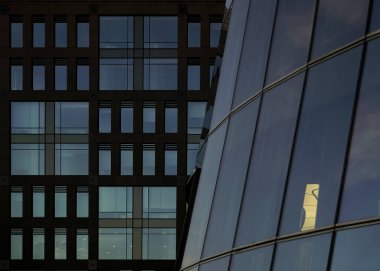 Prestijli bölgede modern yerleşim alanı. Modern ofis binaları