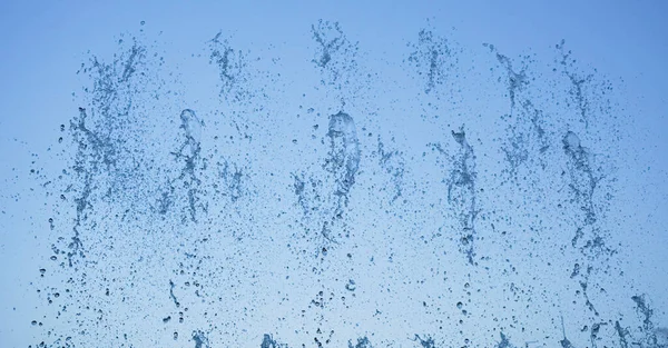 Fontänen Einem Stadtpark Spritzwasser Springbrunnen — Stockfoto