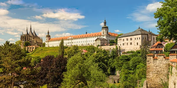 Famous historical panorama of Kutna Hora — Stock Photo, Image