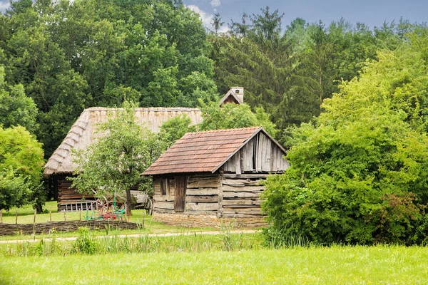 Rustieke vintage vreedzaam land scène — Stockfoto