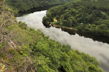 Kıvrımlı Prag Nehri Vltava