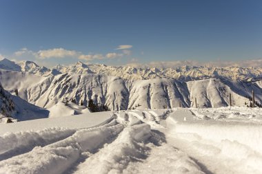 Kışın alp manzarası
