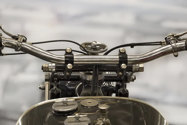 Винтажный мотоцикл крупным планом — стоковое фото