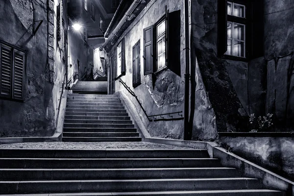 Goudsmeden passage, in Sibiu, Roemenië — Stockfoto