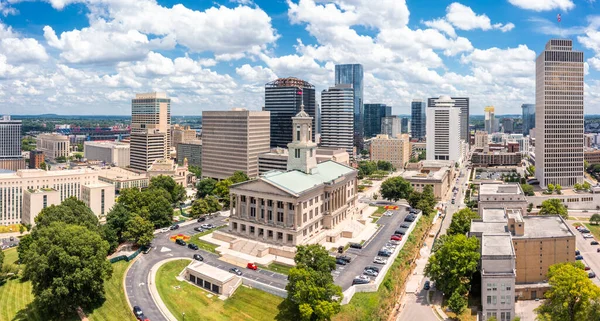 Vista aérea del Capitolio de Nashville y el horizonte — Foto de Stock
