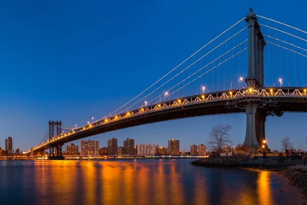 Manhattan Bridge bij zonsondergang — Stockfoto