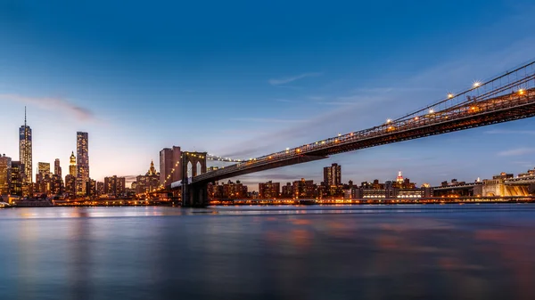 East River al atardecer — Foto de Stock