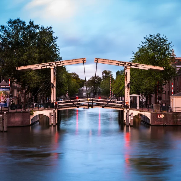 A bascule bridge in Amsterdam — Stock Photo, Image