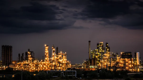 Petrol ve gaz Rafinerisi bitki — Stok fotoğraf