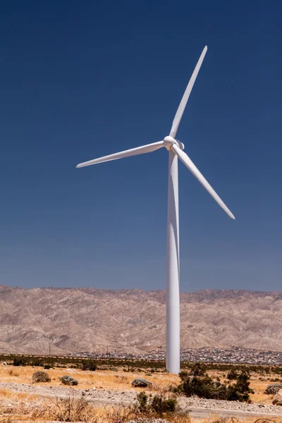Generador de viento en el desierto de Mojave , —  Fotos de Stock