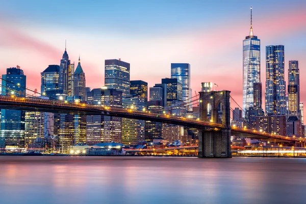 Lower Manhattan skyline — Stock Photo, Image