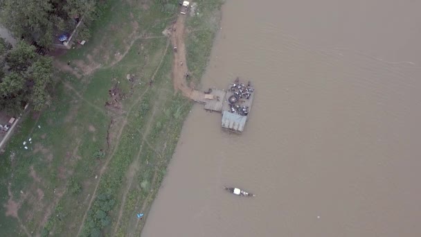 Bird Eye View Passengers Horse Carts Loaded Merchandises Getting Ferry — Stok video