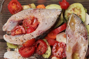 Sebze ile Paketli sazan