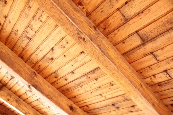 Telhado de madeira treliças — Fotografia de Stock