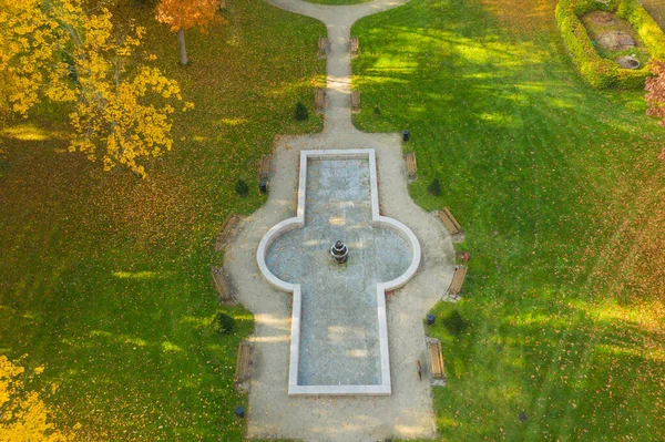 Landhuis Park Stad Ilowa Polen Fontein Van Boven Gezien Zijn — Stockfoto