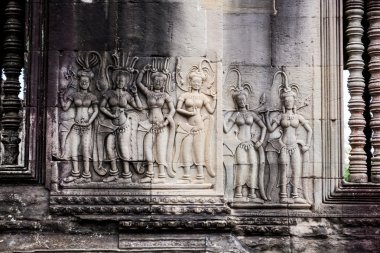 Apsara kumtaşı oyma