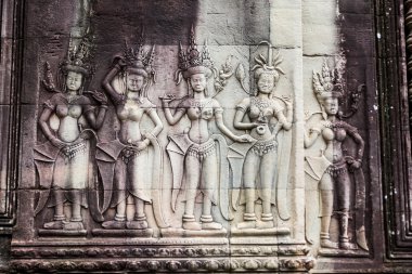 Apsara kumtaşı oyma