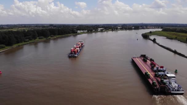 Aeronave Barca Dinâmica Navegando Longo Massa Oude Perto Outro Navio — Vídeo de Stock