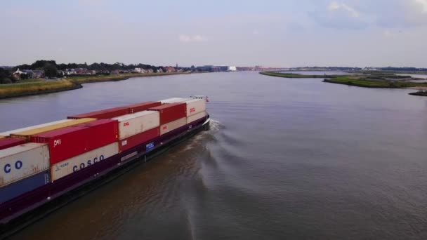 Aerial Starboard View Avant Cargo Ship Going Oude Maas — 비디오