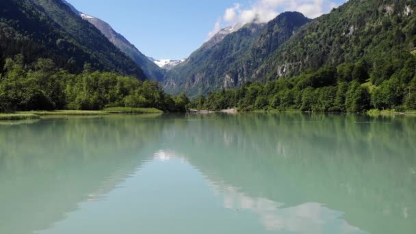 Paesaggio Tranquillo Del Lago Con Belle Riflessioni Kaprun Austria Ripresa — Video Stock