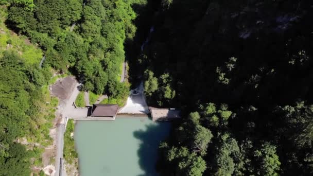 Tyrkysová Voda Jezera Klammsee Letního Počasí Rakouském Kaprunu Anténa — Stock video