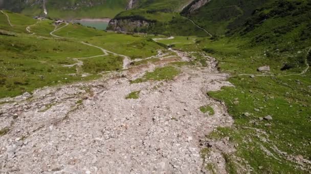 Apă Albastră Stausee Wasserfallboden Înconjurată Peisaj Verde Kaprun Austria Aeriene — Videoclip de stoc