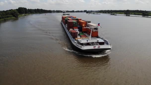 Arc Avant Vigila Cargo Ship Déplaçant Travers Oude Maas Aérien — Video