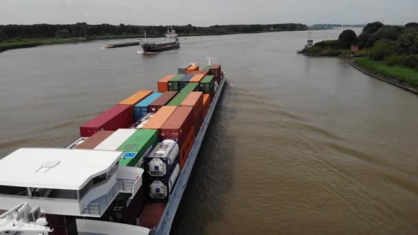Vue Aérienne Tribord Vigila Cargo Ship Passant Sur Oude Maas — Video