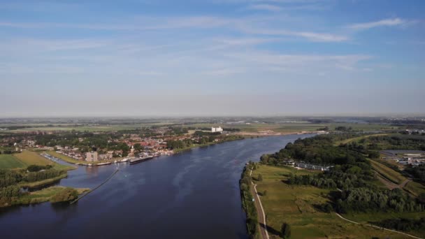 Vista Aérea Sobre Massa Oude Com Cidade Puttershoek Fundo — Vídeo de Stock