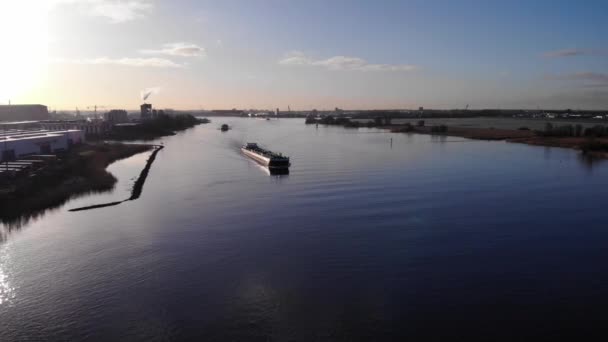 Tankship Sails Water River Oude Maas Během Západu Slunce Jižním — Stock video