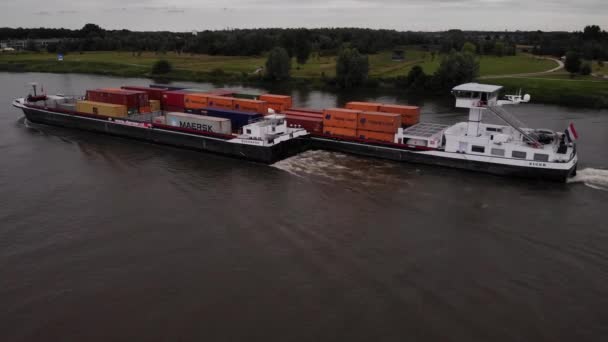 Containerschiffe Nordwand Und Eiger Cargo Unterwegs Entlang Des Flusses Noord — Stockvideo