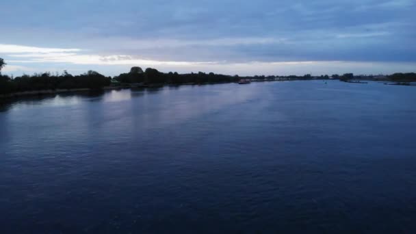 Pecaro Nakliye Kargo Gemisi Güney Hollanda Nehir Yolculuğu Yapıyor Hava — Stok video